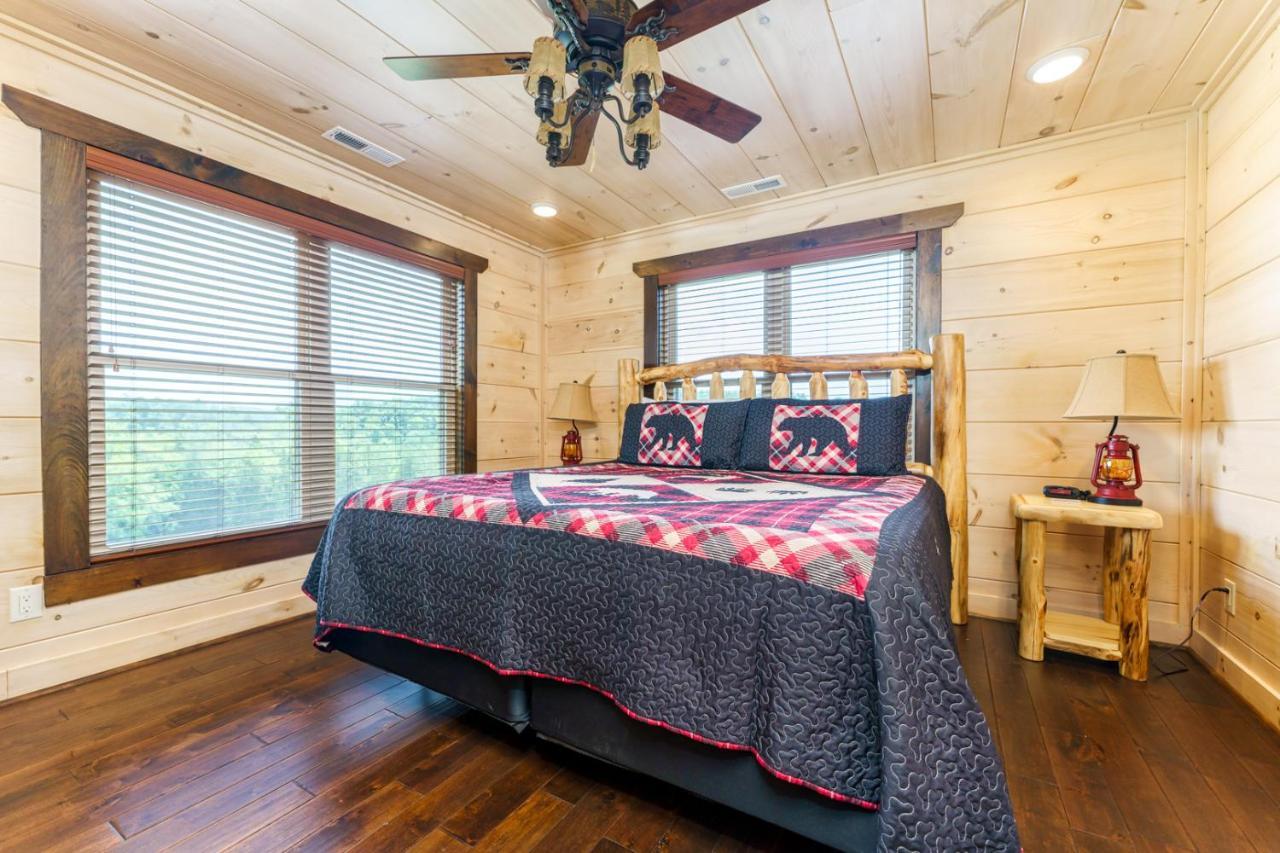 Huny Bear Lodge Pigeon Forge Extérieur photo