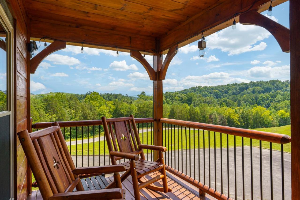 Huny Bear Lodge Pigeon Forge Extérieur photo