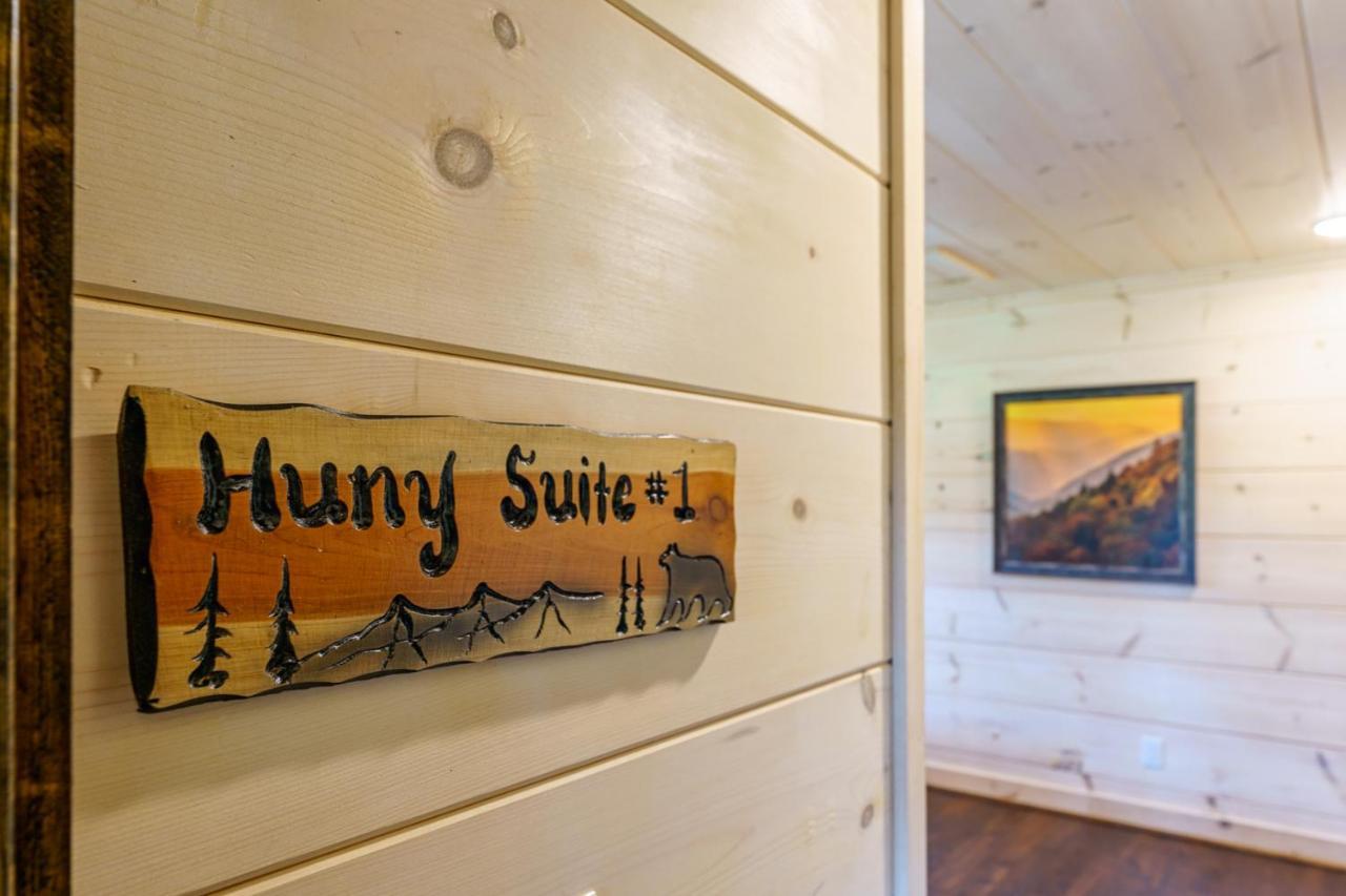 Huny Bear Lodge Pigeon Forge Extérieur photo