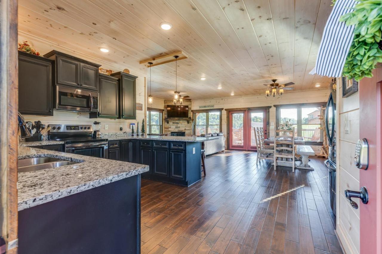Huny Bear Lodge Pigeon Forge Extérieur photo